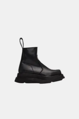Black Boots With Detail Sole