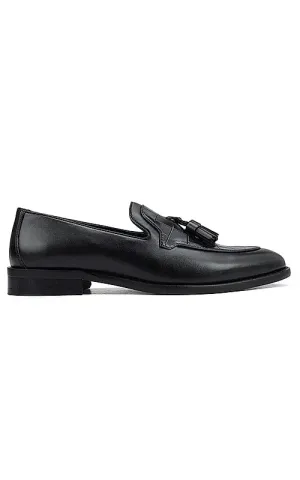Black Croco Textured Loafers With Tassels