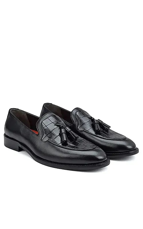 Black Croco Textured Loafers With Tassels