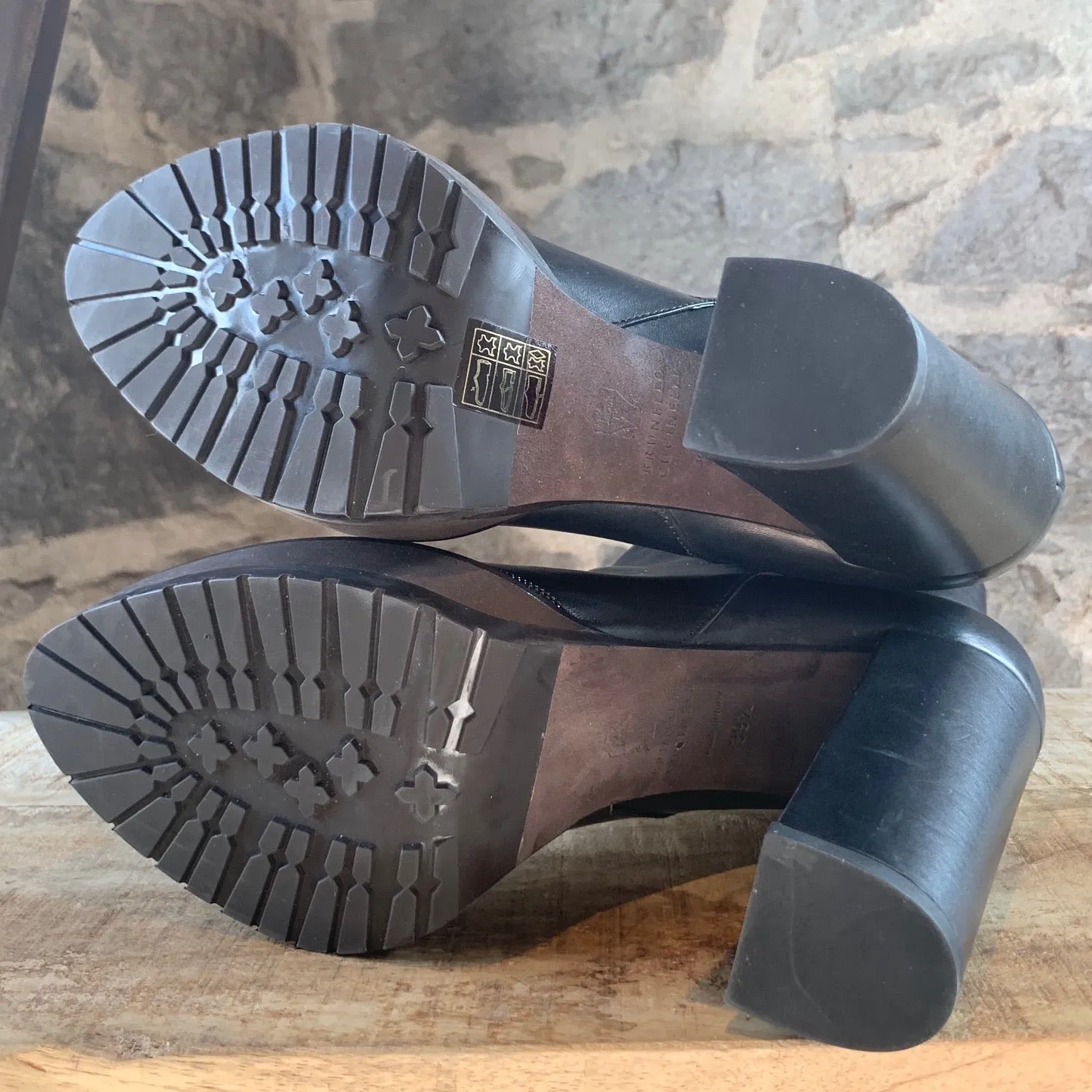 Brunello Cucinelli Black Leather Heeled Monili Trim Boots