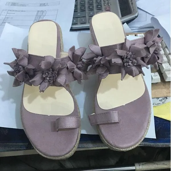 Chicvane Flower Round Toe Platform Sandals Flip Flops