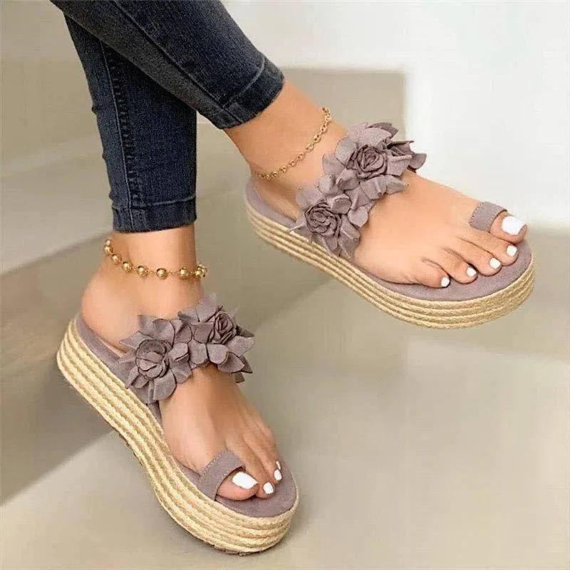 Chicvane Flower Round Toe Platform Sandals Flip Flops