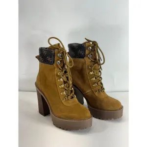 GUESS Women's Medium Brown Kelyna Lace-Up Lug-Sole Platform Booties SZ 6