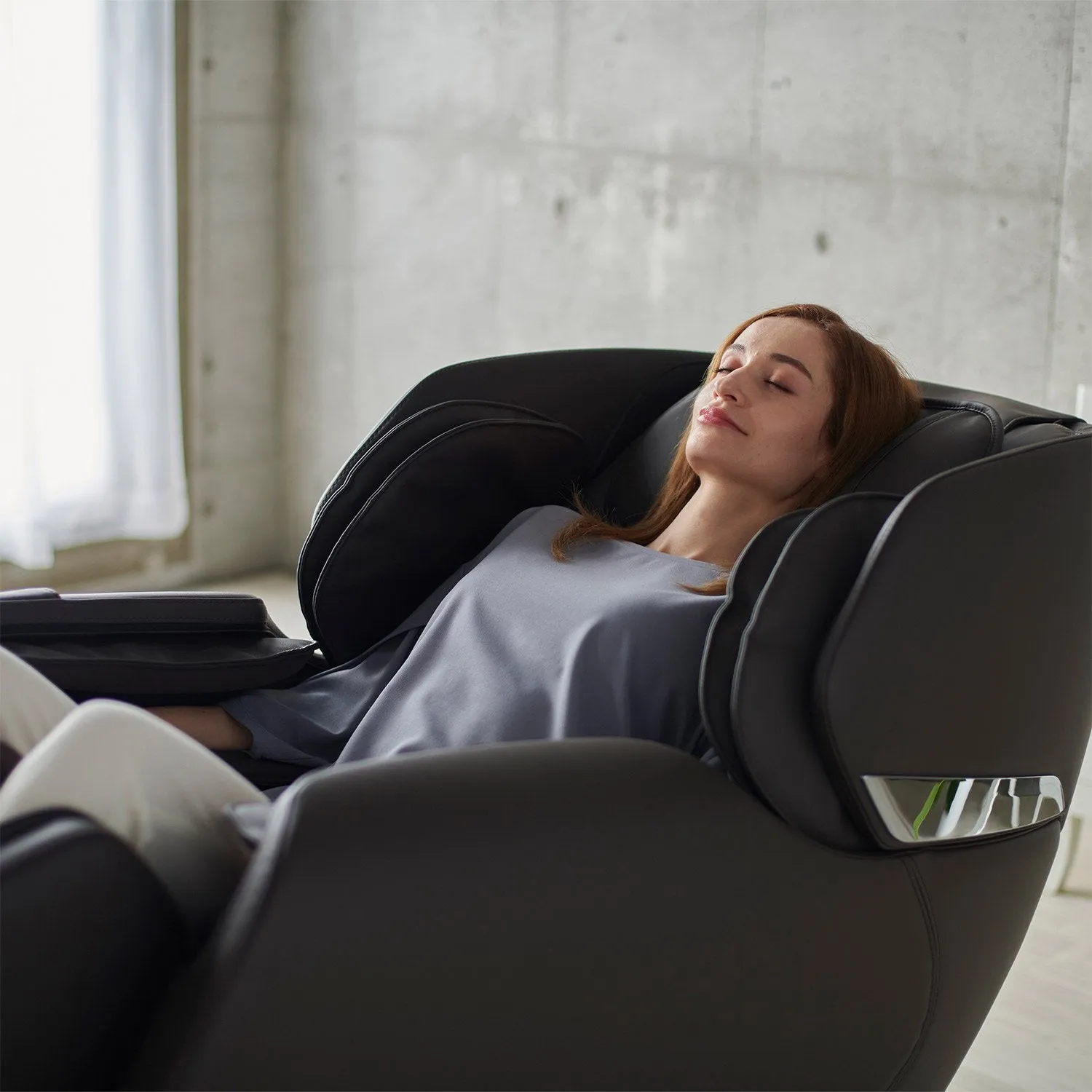 Hisho SL Track Heated Deluxe Zero Gravity Massage Chair