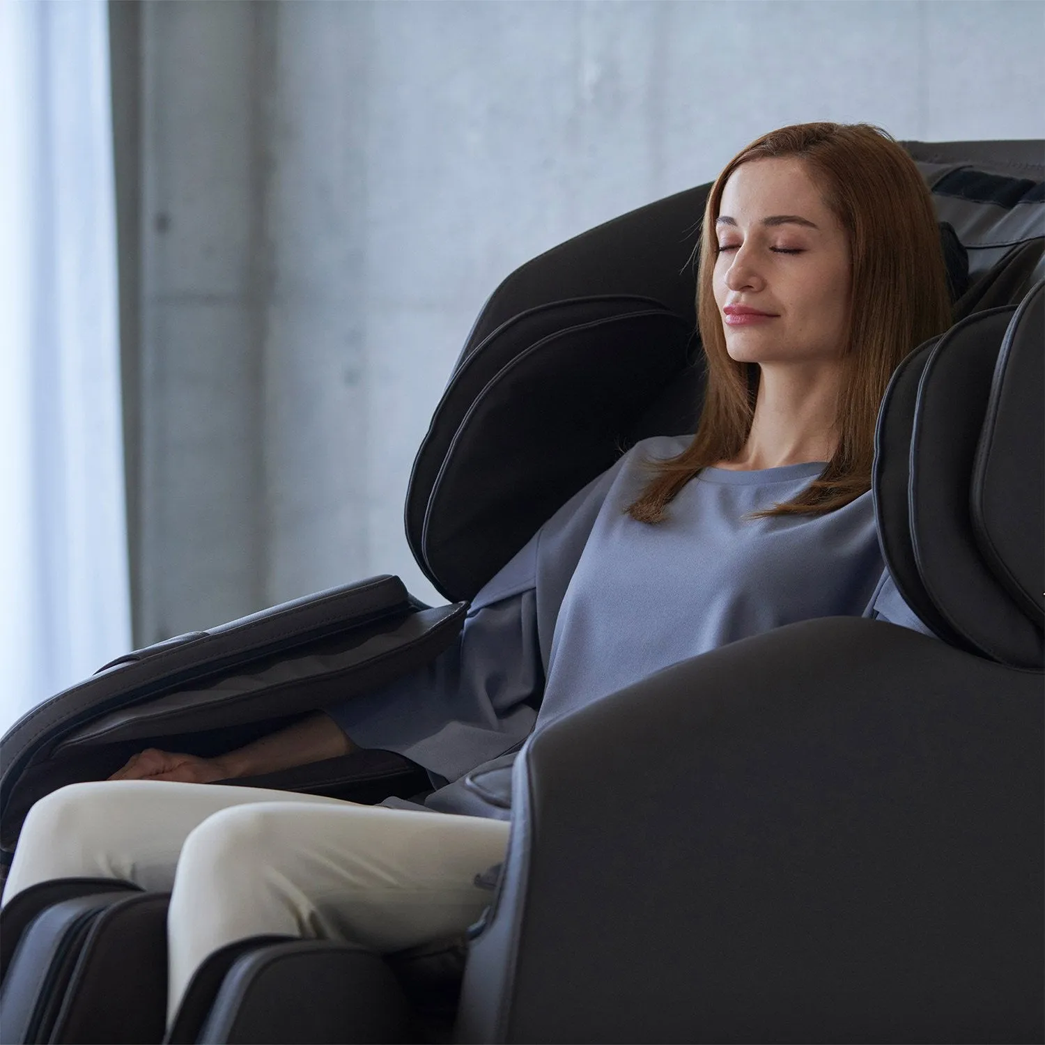 Hisho SL Track Heated Deluxe Zero Gravity Massage Chair
