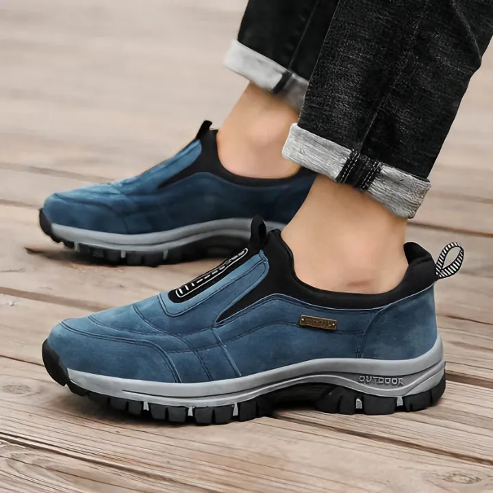 Karel™ - Orthopedic hiking shoes with insoles