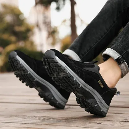 Karel™ - Orthopedic hiking shoes with insoles