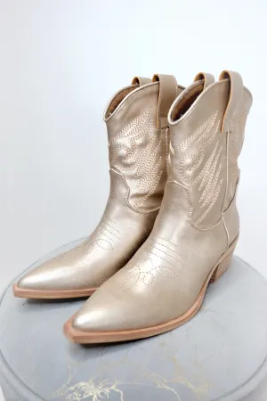 Keep Up Boots