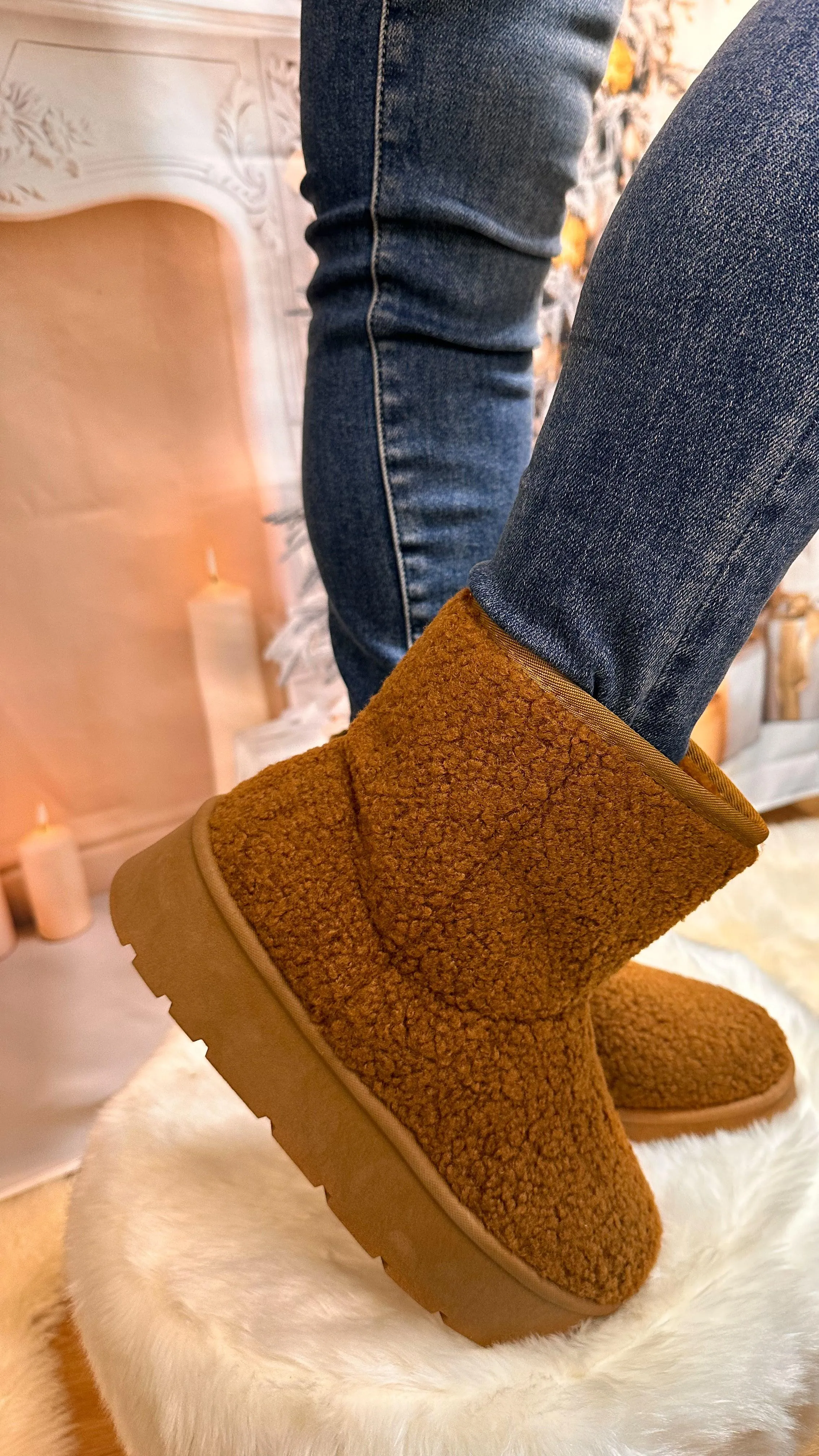 Platform Camel Boots