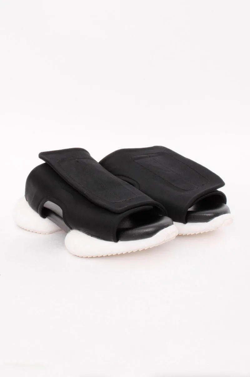 RO CLOGS