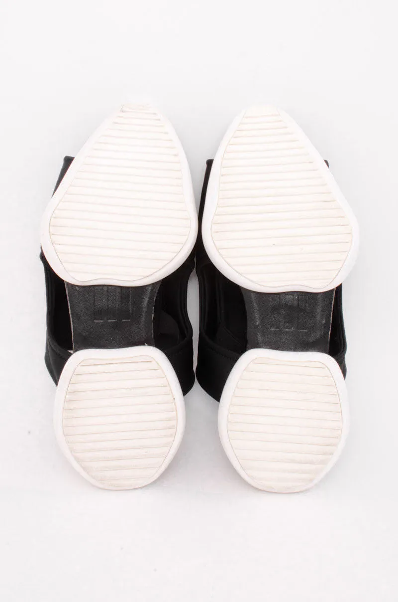 RO CLOGS