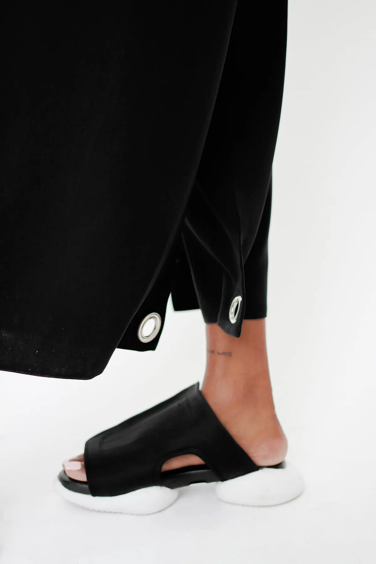 RO CLOGS