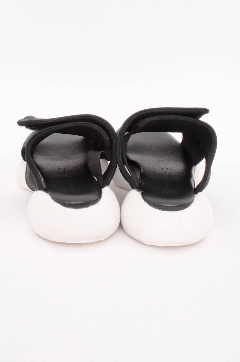 RO CLOGS