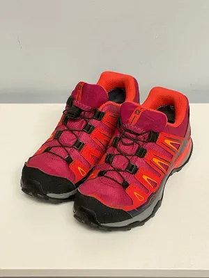 Salomon Child Shoe Size 2 Pink & Orange Shoes