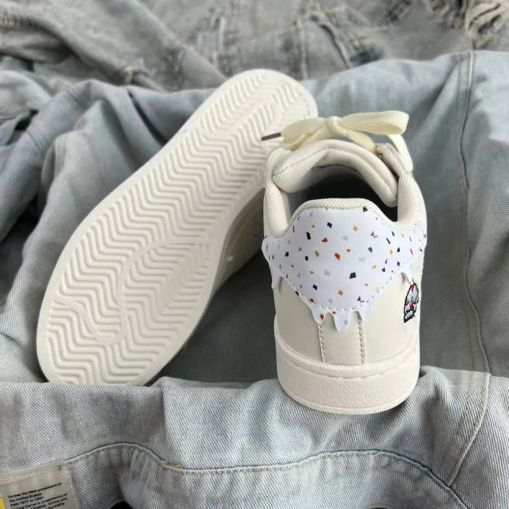 “Shells White Spots” Shoes