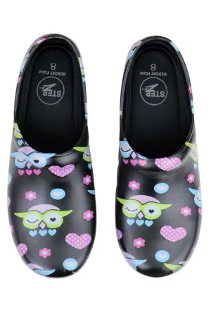 StepZ Women's Slip Resistant Nurse Clogs | Give a Hoot