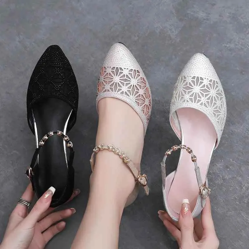 Women's Casual Shoes - Mid Heel Hollow Rhinestones Sandal - (D12-8)